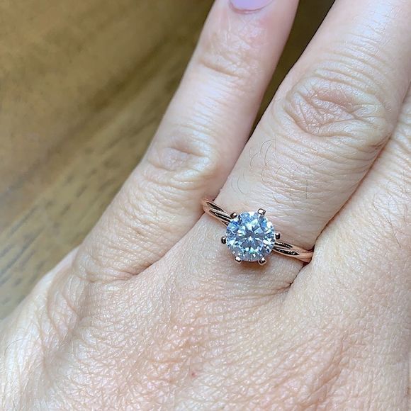 1 ct 18kt rosegold brilliant cut engagement ring - Picture 9 of 9